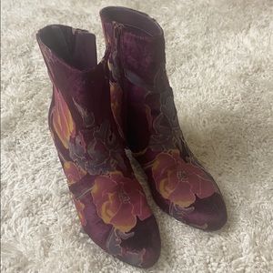 Steve Madden Fabric boots
